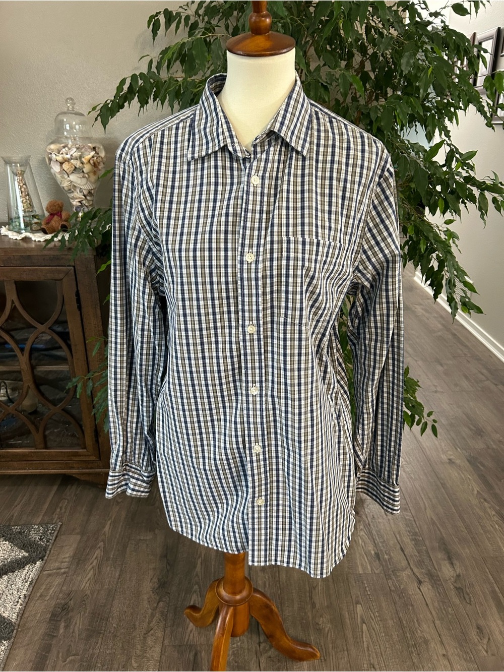 Banana Republic Button Up Shirt